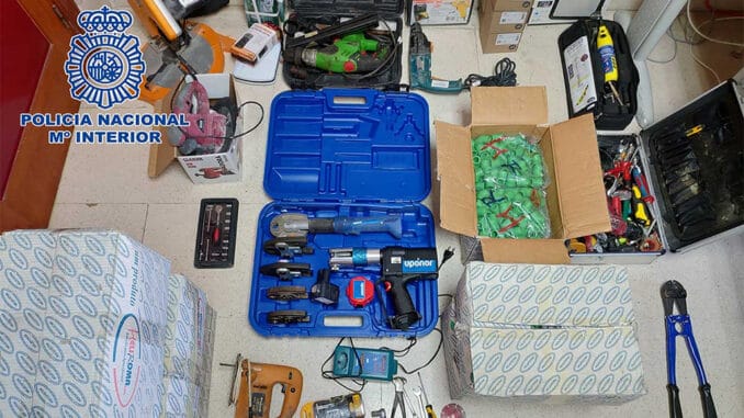 Задержан за воровство на стройках юга Тенерифе Задержан за воровство на стройках юга Тенерифе