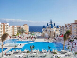 Тенерифе: падение заказов от туристов привело к закрытию отелей