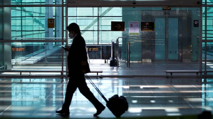 Открытие дверей Испании для иностранного туризма достигло совсем малого Открытие дверей Испании для иностранного туризма достигло совсем малого