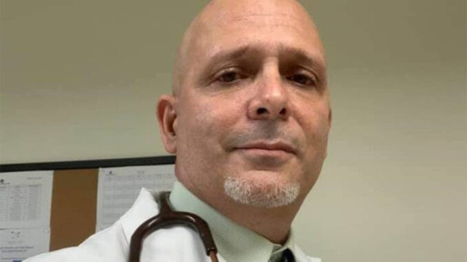 Врач из Майами: эта пандемия будет длиться до тех пор, пока этого хотят правительства