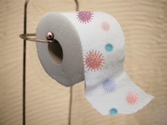 Ещё одна "тромбо-вакцина"? Janssen отложила поставки в Европу после запрета в США