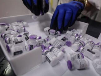 Канары не хотят болеть - количество заражённых за последние 24 часа - меньше ста