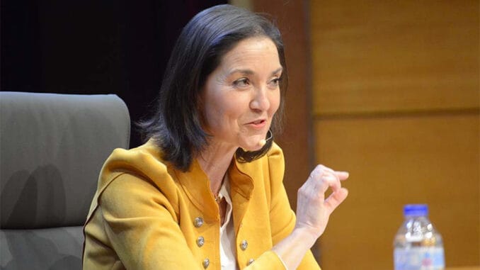 Мадрид просит Великобританию пустить туристов хоть куда-то, если не во всю страну