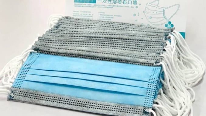 Учёные поспорили о масках: они нас лечат или на самом деле нас калечат? Учёные поспорили о масках: они нас лечат или на самом деле нас калечат?