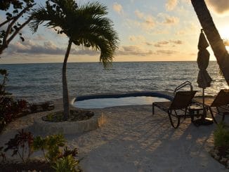 Бум "нового старого бизнеса" на Канарских островах: почасовая аренда террас и бассейнов