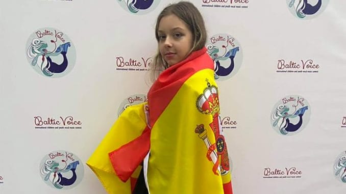 Талант с острова Тенерифе, выступая от Испании, выигрывает на фестивале "Baltic Voice"