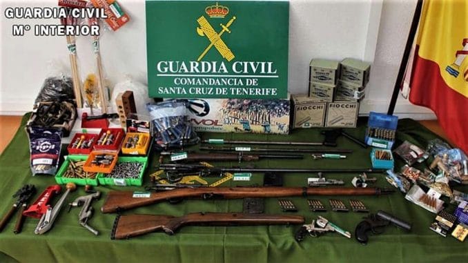 Тенерифе: на острове задержан мужчина за незаконную куплю-продажу оружия