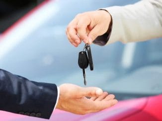 Автомобили в "Rent a Car" распроданы в пандемию, туристам - сидеть по отелям