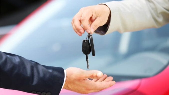 Автомобили в "Rent a Car" распроданы в пандемию, туристам - сидеть по отелям Автомобили в "Rent a Car" распроданы в пандемию, туристам - сидеть по отелям