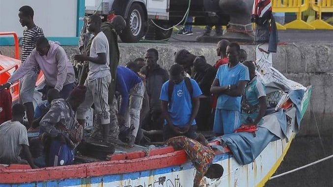 Организаторы миграционного кризиса проживают на Канарских островах Организаторы миграционного кризиса проживают на Канарских островах