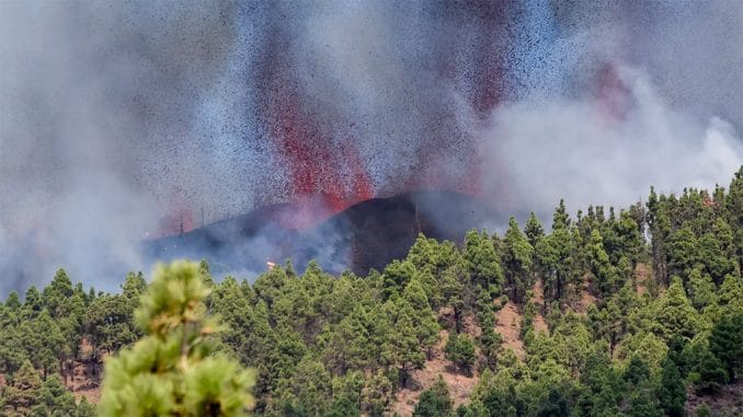 Свершилось! На острове La Palma, Канарские острова, началось извержение вулкана