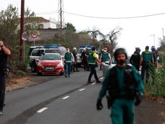 Вулкан не успокаивается, наоборот: эвакуировано несколько населённых пунктов