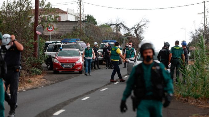 Вулкан не успокаивается, наоборот: эвакуировано несколько населённых пунктов Вулкан не успокаивается, наоборот: эвакуировано несколько населённых пунктов