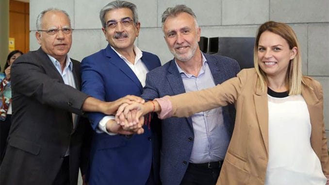 Правительство Канар продвигает свой "антиковидный" закон. Левые партии - "за" Правительство Канар продвигает свой "антиковидный" закон. Левые партии - "за"