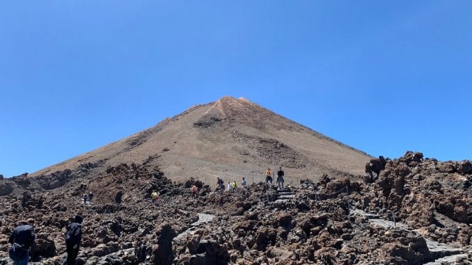 Станет ли El Teide на Тенерифе следующим вулканом, где произойдёт извержение?