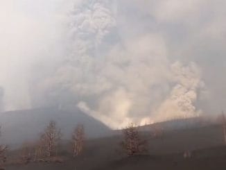 Учёные говорили - нет, вулкан же не послушался и ответил - да!
