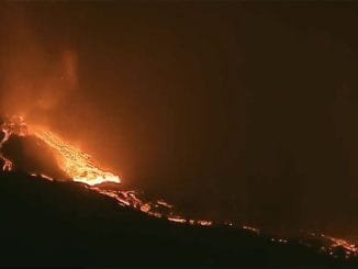 Частично обрушилась северная сторона конуса вулкана на острове La Palma