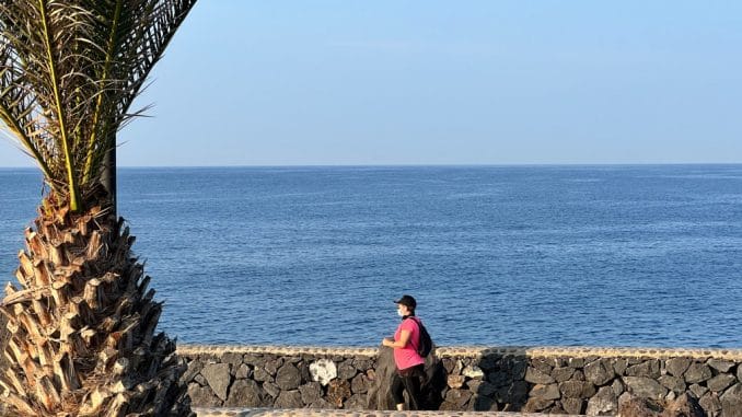 Минздрав Испании изучает возможность отмены ношения масок в помещениях