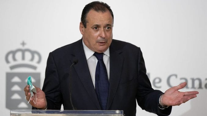 Правительство Канар попросило суд разрешить комендантский час Правительство Канар попросило суд разрешить комендантский час