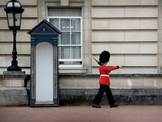 Испанцы жалуются на британцев, как выпивох - напрасно и - скорее всего - зря