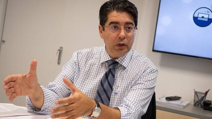 На Тенерифе боятся спада британского туризма, однако продолжают надеяться На Тенерифе боятся спада британского туризма, однако продолжают надеяться