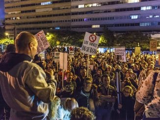 В столице острова Гран-Канария прошёл массовый митинг против ковид-сертификатов