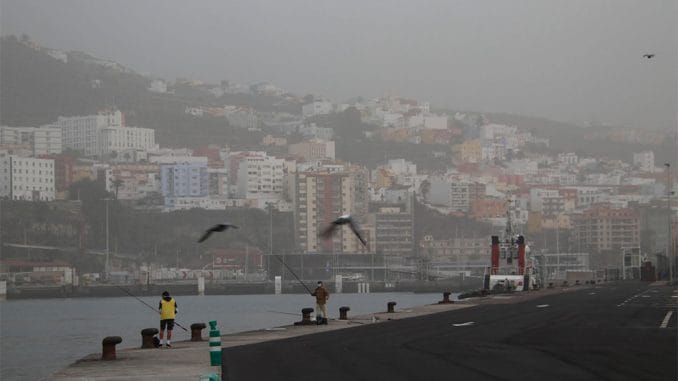 Африка точно невзлюбила Канарские острова: снова насылает на них калиму