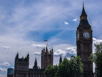 Великобритания отменила обязательную изоляцию заразившихся коронавирусом