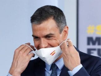 Маски во внутренних помещениях: правительство Испании надеется вскоре обсудить тему