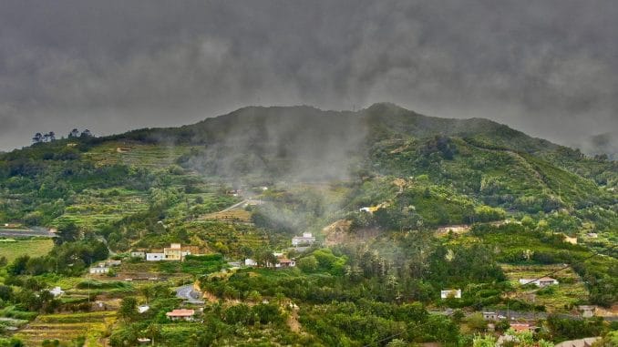 На Канарских островах объявлено предупреждение о погодном риске На Канарских островах объявлено предупреждение о погодном риске