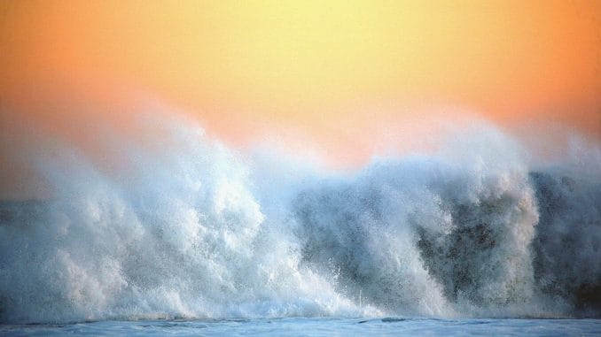 Оранжевое предупреждение на Канарах из-за шторма "Celia", сегодня не было занятий