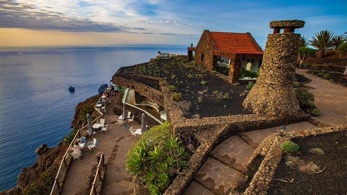 Пробуждаются вулканы на Канарских островах? Учёные изучают El Hierro