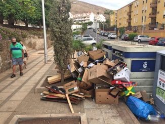 В Los Cristianos предприниматели жалуются на бездеятельность властей муниципалитета