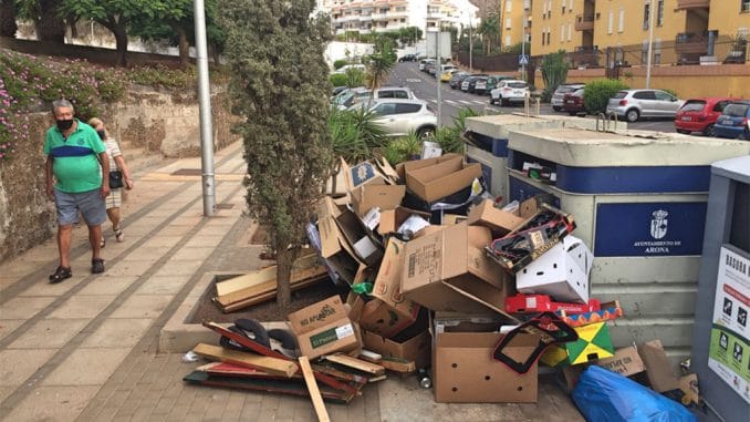 В Los Cristianos предприниматели жалуются на бездеятельность властей муниципалитета