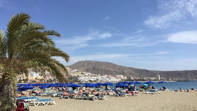 На Канарах уверены в том, что в этом году туризм достигнет до-коронавирусного уровня На Канарах уверены в том, что в этом году туризм достигнет до-коронавирусного уровня