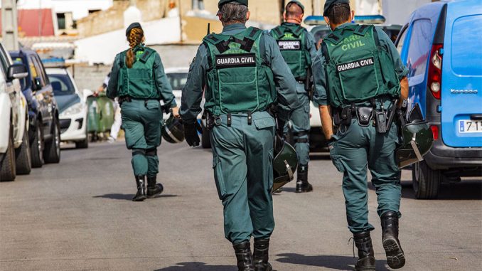 На Канарах накрыли польскую преступную организацию за мошенничество с налогами На Канарах накрыли польскую преступную организацию за мошенничество с налогами