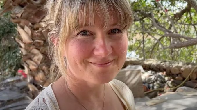 И на Тенерифе сказки живут рядом с нами: новая работа Марии Ангановой - iestafeta.com