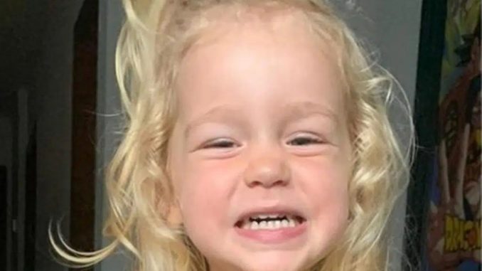 Розыск на Тенерифе: ищут пропавшую с 16-го июля 2-летнюю девочку