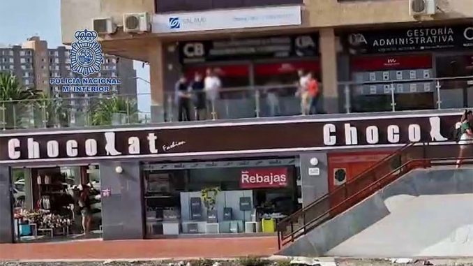 На Тенерифе задержали опасного преступника, разыскиваемого в Англии На Тенерифе задержали опасного преступника, разыскиваемого в Англии