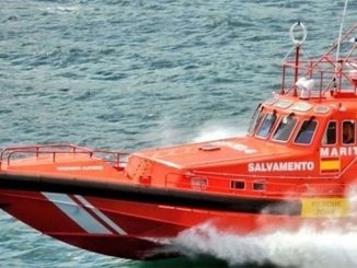 В водах Канарских островов спасены очередные сотни мигрантов из Африки