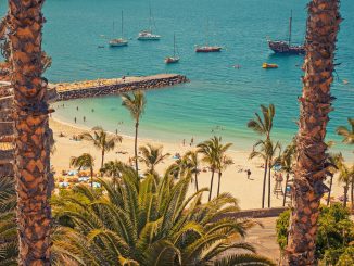 Канарские острова за шесть месяцев этого года посетили почти семь миллионов туристов