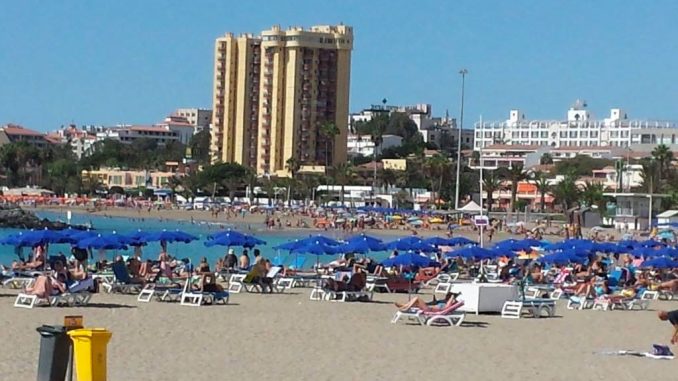 Опять или снова? Правительство Канар поднимает дискуссию о туристическом сборе Опять или снова? Правительство Канар поднимает дискуссию о туристическом сборе