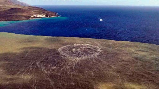 Вулканы на Канарских островах далеки от ухода в спячку, напоминают о себе Вулканы на Канарских островах далеки от ухода в спячку, напоминают о себе