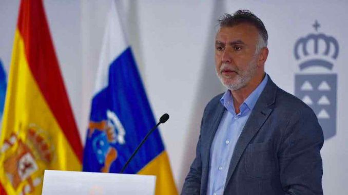 Президент Канар решил предстать перед судьёй в "письменной форме" Президент Канар решил предстать перед судьёй в "письменной форме"