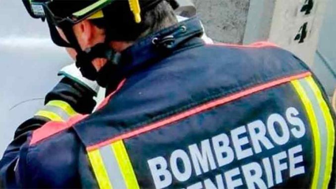 После столкновения двух автомобилей в Garachico пострадали несколько человек После столкновения двух автомобилей в Garachico пострадали несколько человек