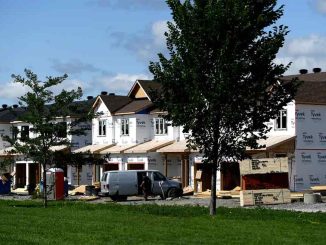 Канада первой сделала шаг: законодательно запрещает продавать жильё иностранцам