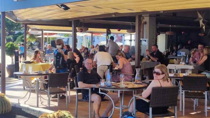 Экономика Канарских островов развивается вдвое лучше, чем на полуострове Экономика Канарских островов развивается вдвое лучше, чем на полуострове