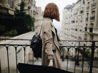 Небольшое понижение температуры и время от времени дожди в эту пятницу