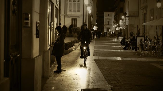 Банки почему-то разочаровались в Канарских островах - всё меньше отделений на улицах