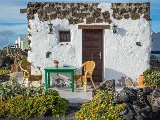 Евросоюз не желает предотвращать демографический кризис на Канарах